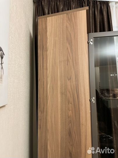 Шкаф пенал витрина