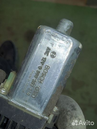 Моторчик регулировки сиденья Mercedes-Benz w164