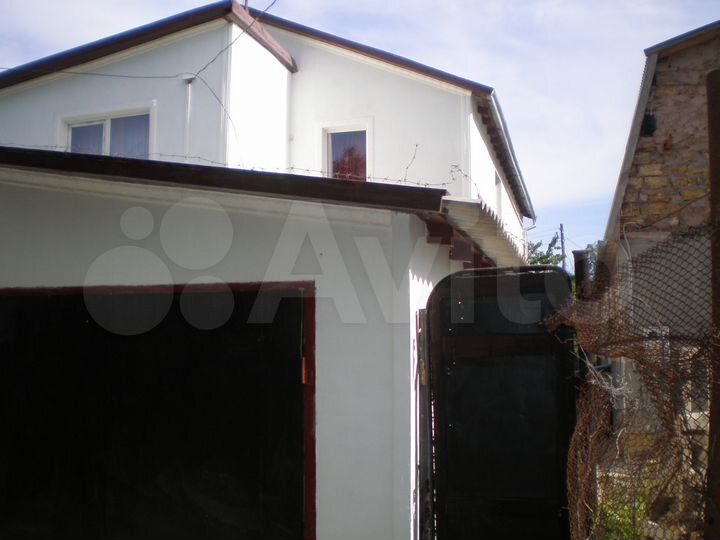 Дом 158 м² на участке 8,2 сот.