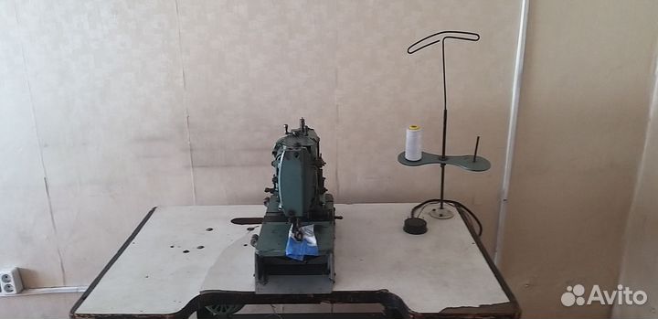 Петельная промышленная машина