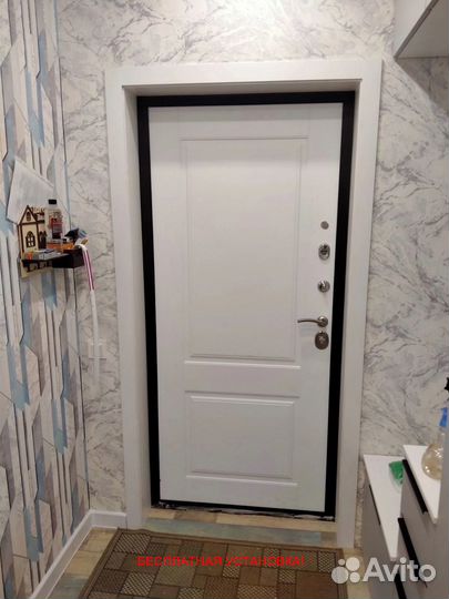 Толстая входная дверь с отличной шумоизоляцией