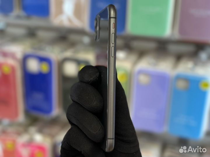 iPhone 11, 64 ГБ