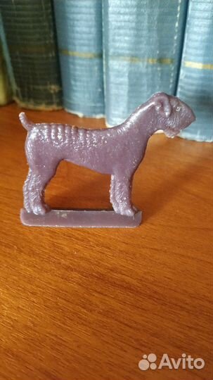 Эрдельтерьер статуэтка