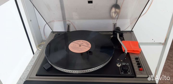 Проигрыватель винила вега 109