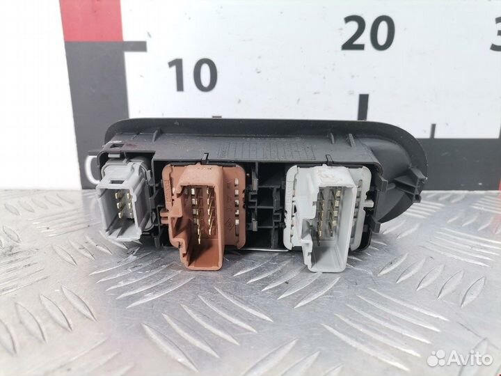 Блок для Renault Scenic 2