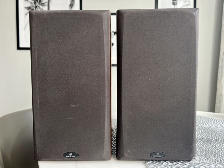 Акустические колонки Monitor Audio Bronze BR2