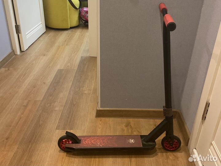 Трюковой самокат