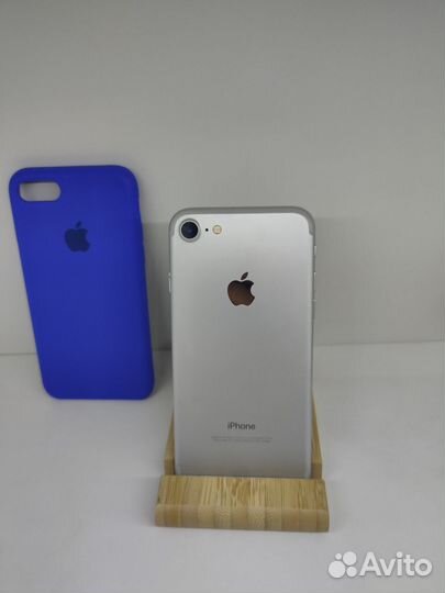 iPhone 7, 32 ГБ
