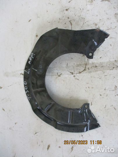 Кожух передних тормозных дисков Шевроле Авео Т-300