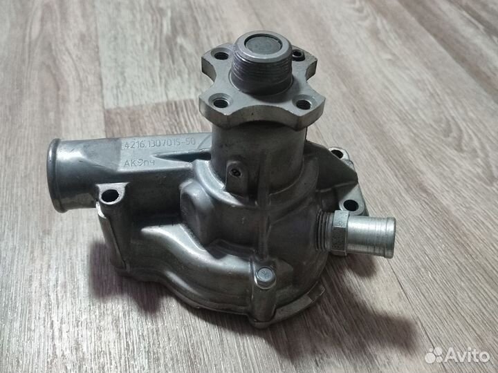 Водяной насос,помпа умз