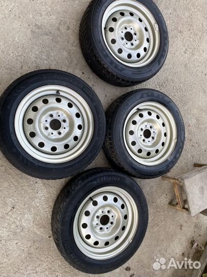 Зимние колеса r14 бу