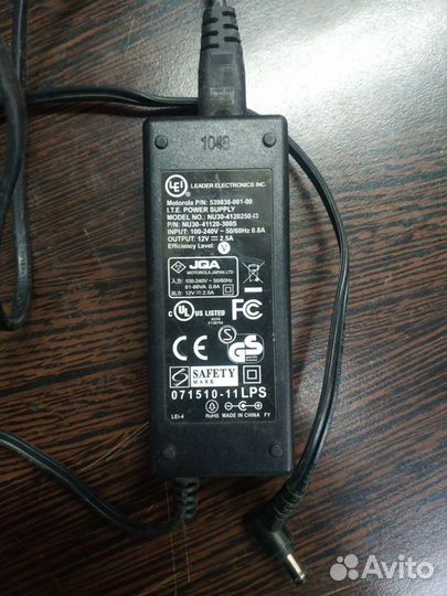 Блок питания 12V 2.5A motorola NU30-4120250-I3