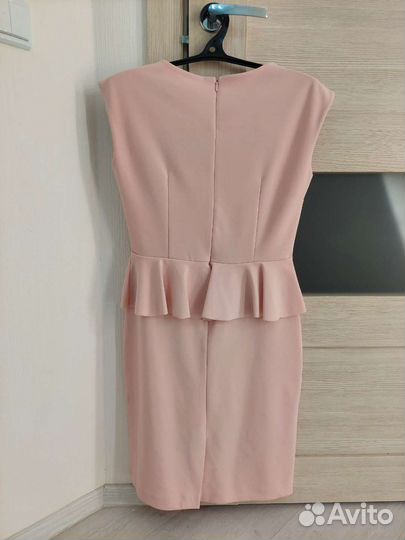 Платье reserved