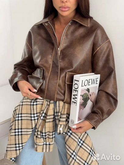 Куртка бомбер из экокожи