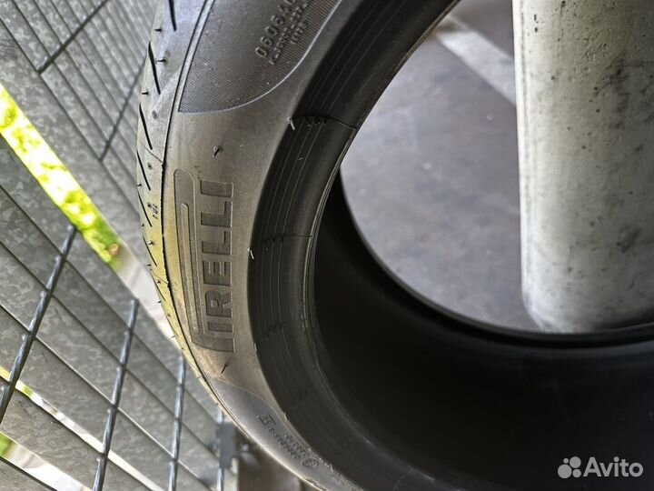 Pirelli P Zero 255/40 R19 и 225/45 R19