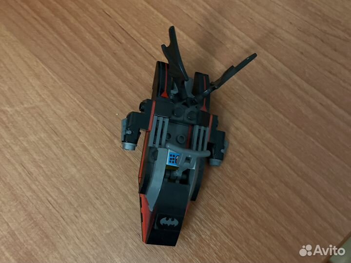 Лодка Бэтмена