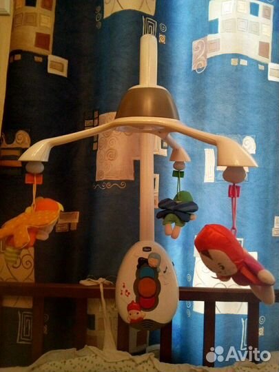 Музыкальная подвеска для детской кроватки