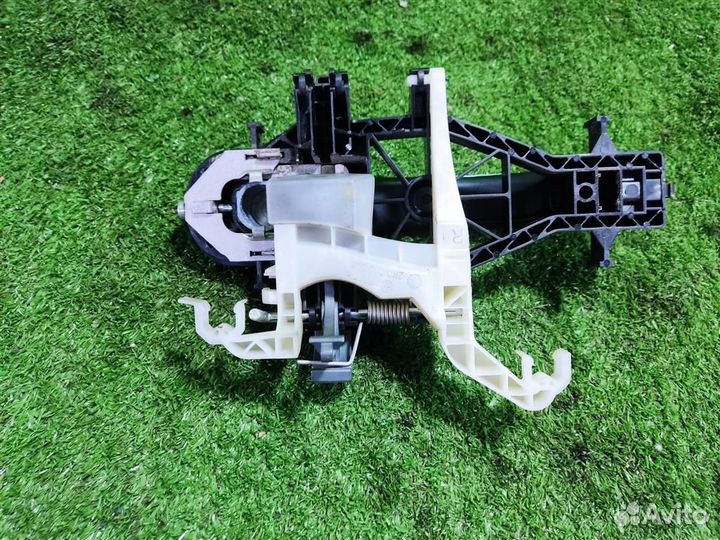 Ручка наружная двери задней правой volkswagen Cad