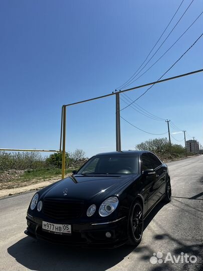 Капот на mercedes 211