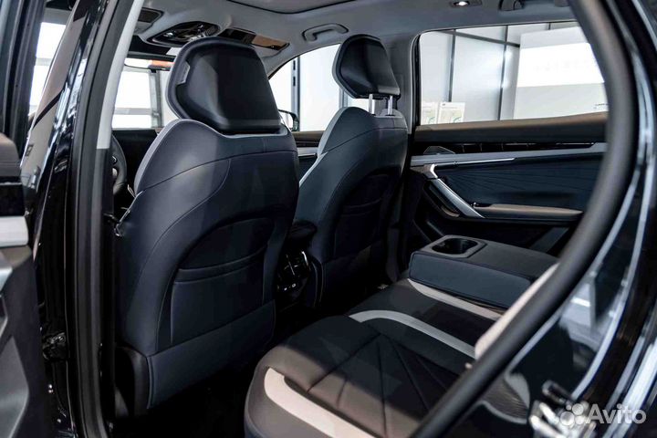 Geely Atlas 2.0 AT, 2024