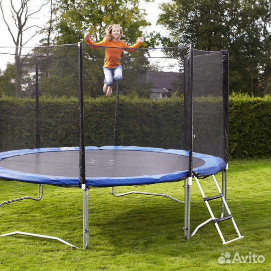 Батут 244 см / 2,4м с внешней сеткой и лестницей