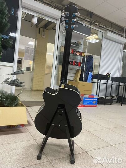 Акустическая гитара / Классическая гитара