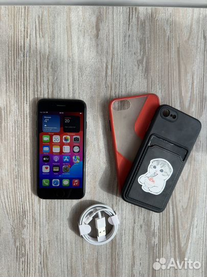 iPhone SE (2020), 64 ГБ