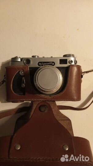 Плёночный фотоаппарат СССР, Зоркий -6