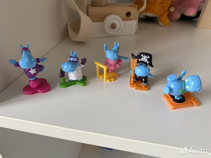 Игрушки из kinder бегемотики новые