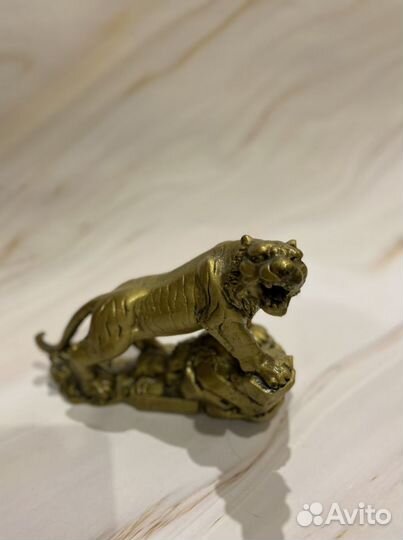 Статуэтка Тигр
