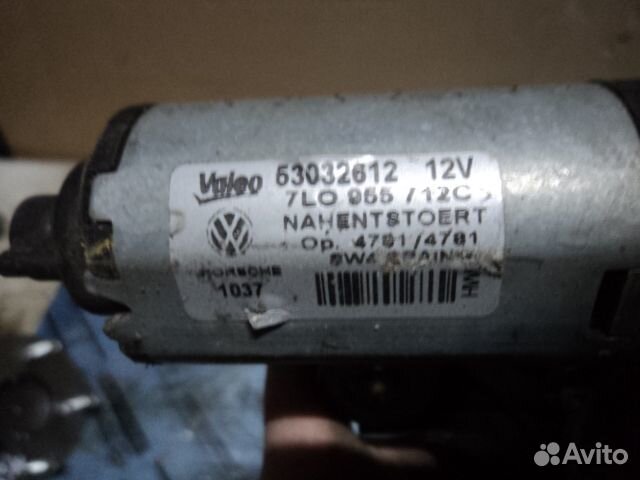 Моторчик заднего дворника Volkswagen Touareg