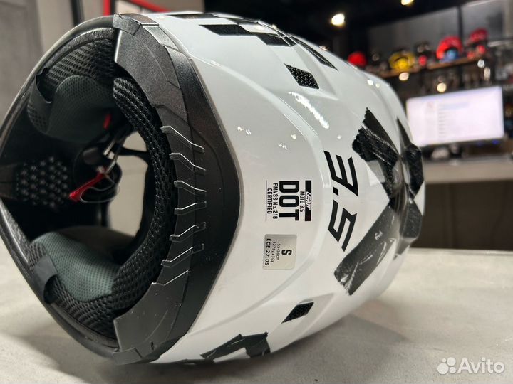 Шлем кроссовый Leatt 3.5 Helmet, White (MX22)