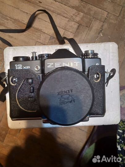 Плёночный фотоаппарат зенит 12хр