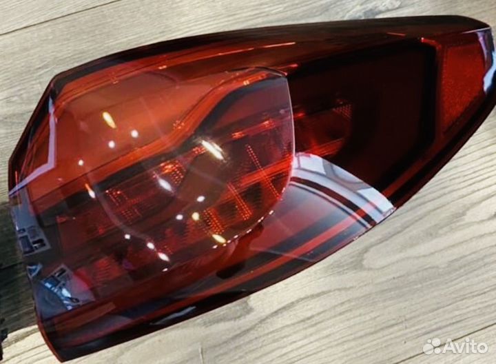 Задние оригинальные фонари bmw g 30 дорест