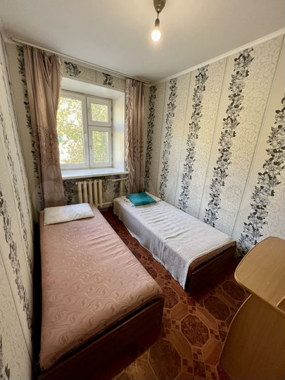 2-к. квартира, 50 м², 2/4 эт.