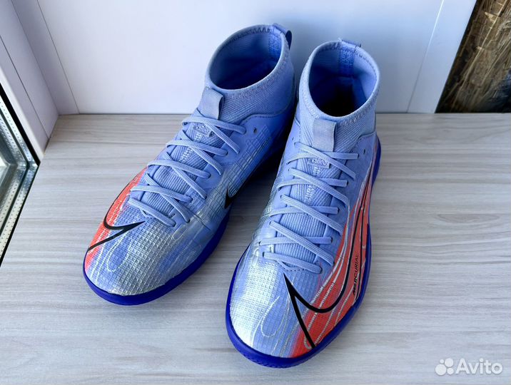 Бутсы футзальные Nike Mercurial