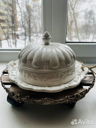 Блюдо керамическое с крышкой для подачи винтажное
