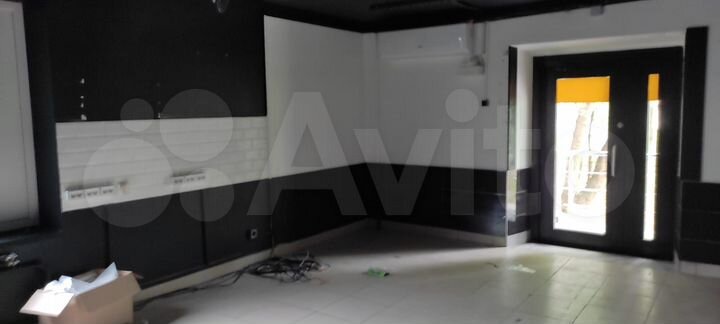 Торговая площадь, 64 м²