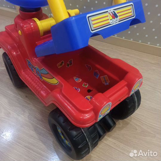 Машинка каталка