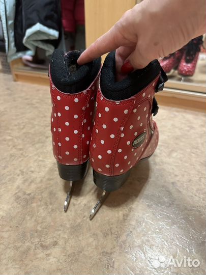 Коньки для девочки 33 размера