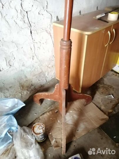 Вешалка напольная. Старинная. Дерево