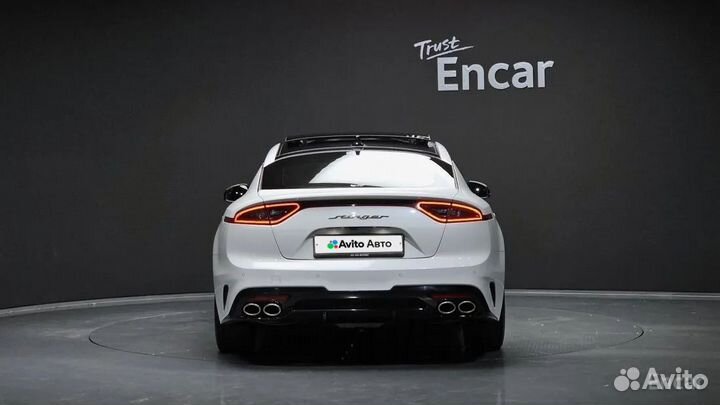 Kia Stinger 2.0 AT, 2019, 40 090 км