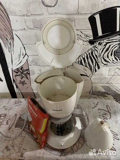 Продам кофеварка капельная Philips HD7461, белый