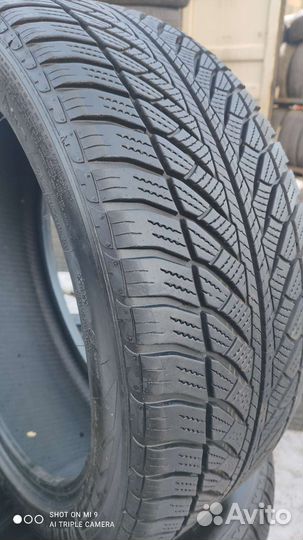 Goodyear UltraGrip 8 Performance 245/45 R19 102V