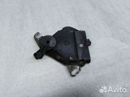 Датчик Мерседес W123 E