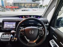 Honda Stepwgn 1.5 CVT, 2017, 104 000 км, с пробегом, цена 2 305 000 руб.