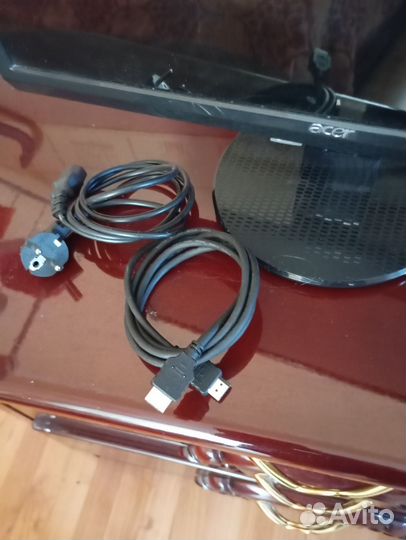 Монитор Accer 24 дюйма в идеале