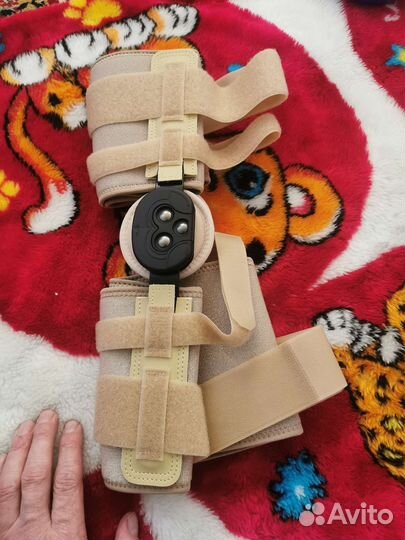 Бандаж на коленный сустав orto