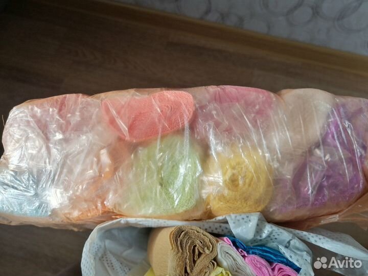 Цветная бумага для упаковки цветов