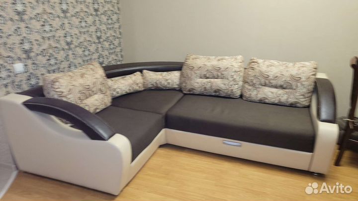 Угловой диван бу
